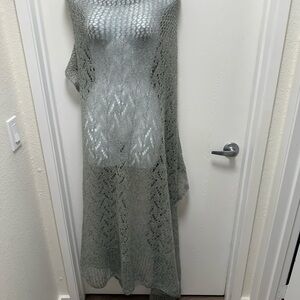 Bohemiana Made in UE  biggest Gray Knit Shawl/ Palatine